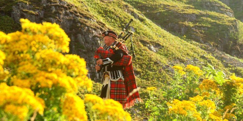 The image, history and reality of Scotland’s famous clans